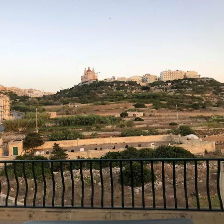 Mellieha Seaside Apartment Exterior photo